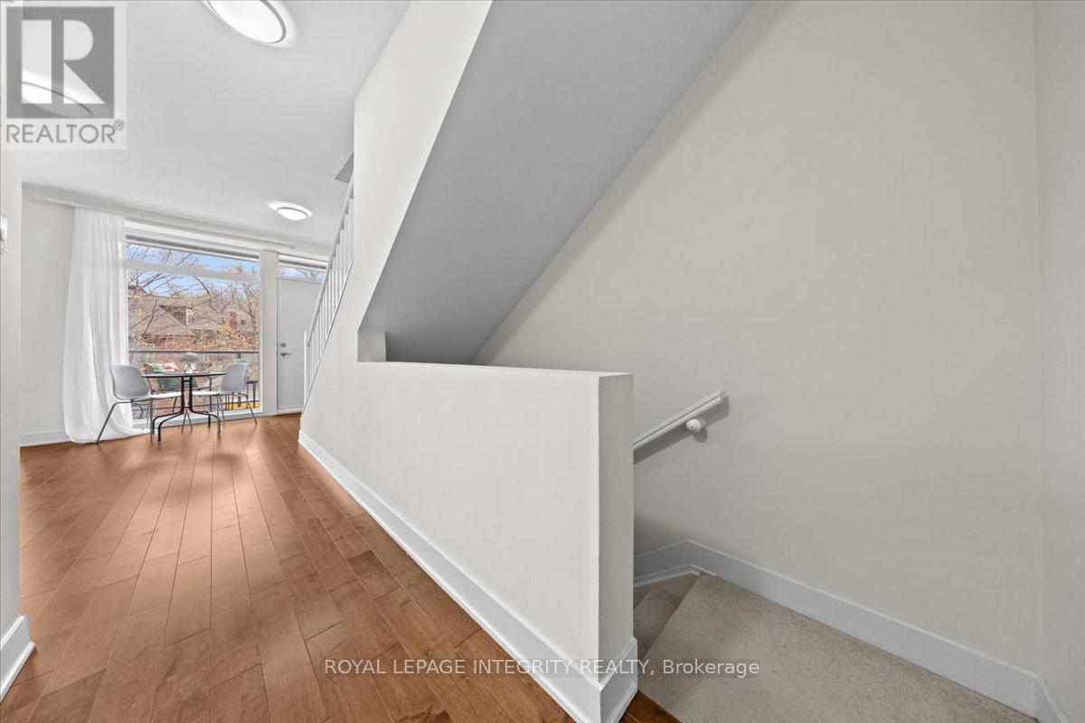 #9 78 HOLMWOOD AVENUE - 3
