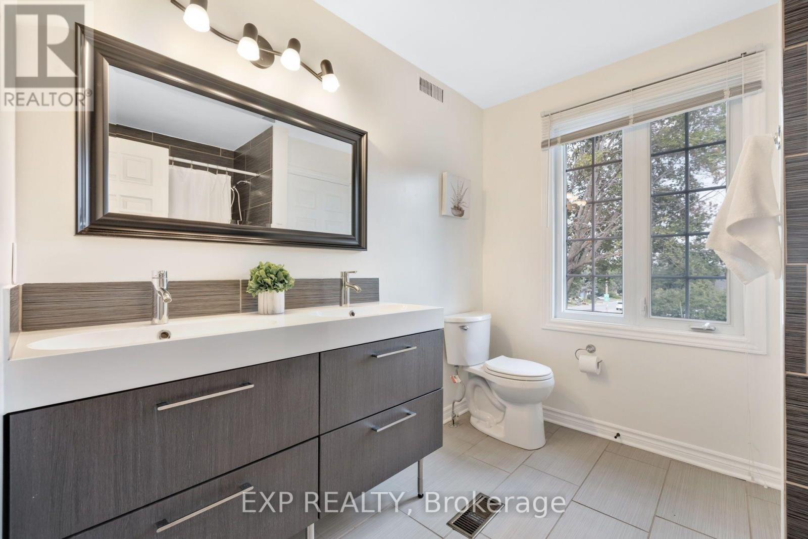 4 Bed, 3 Bath House for Sale in Ottawa – 103 FLAMBOROUGH WAY, Ottawa – MLS# X13628414 - Image 30