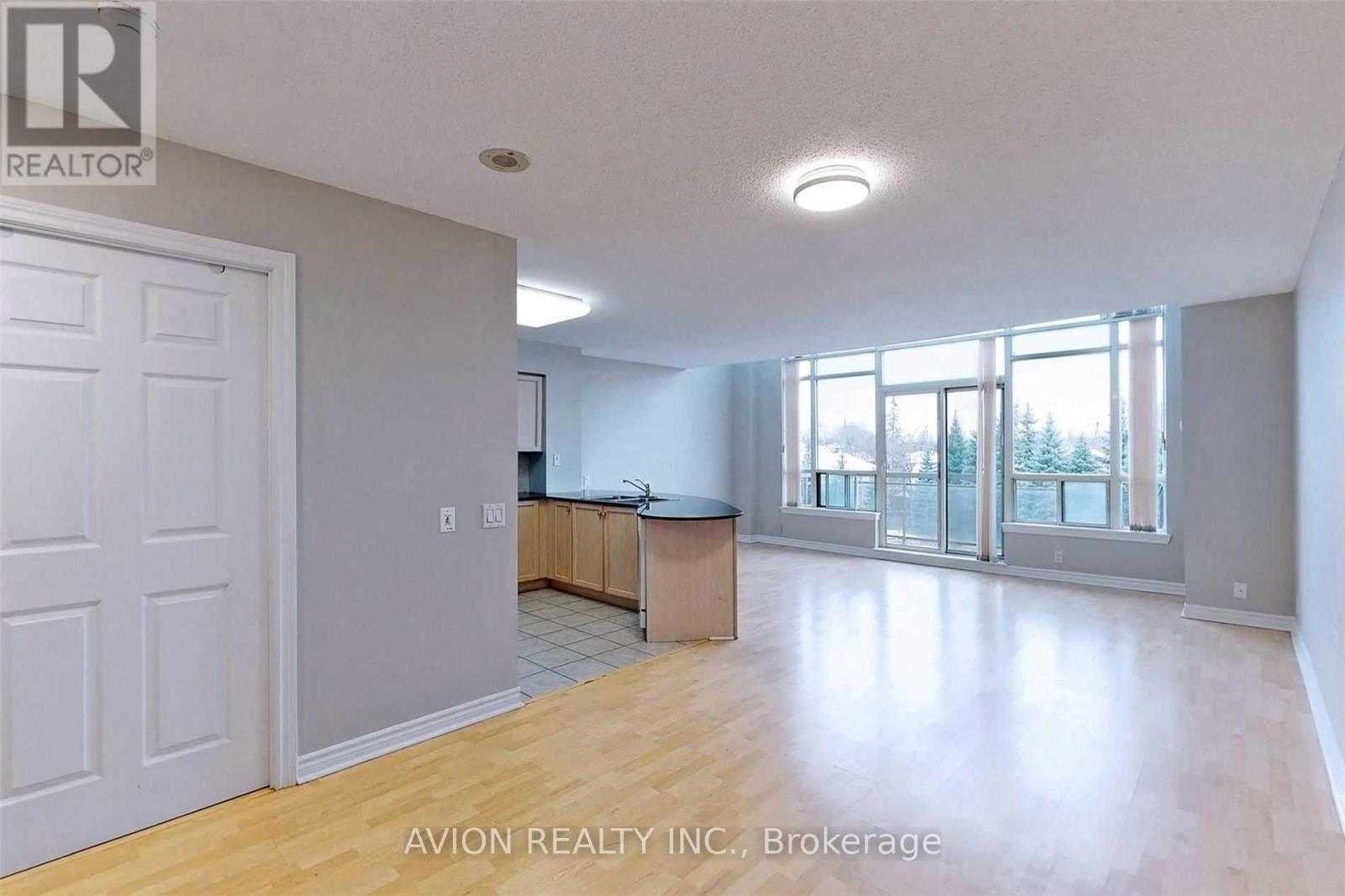 #320 1720 EGLINTON AVENUE E - 7