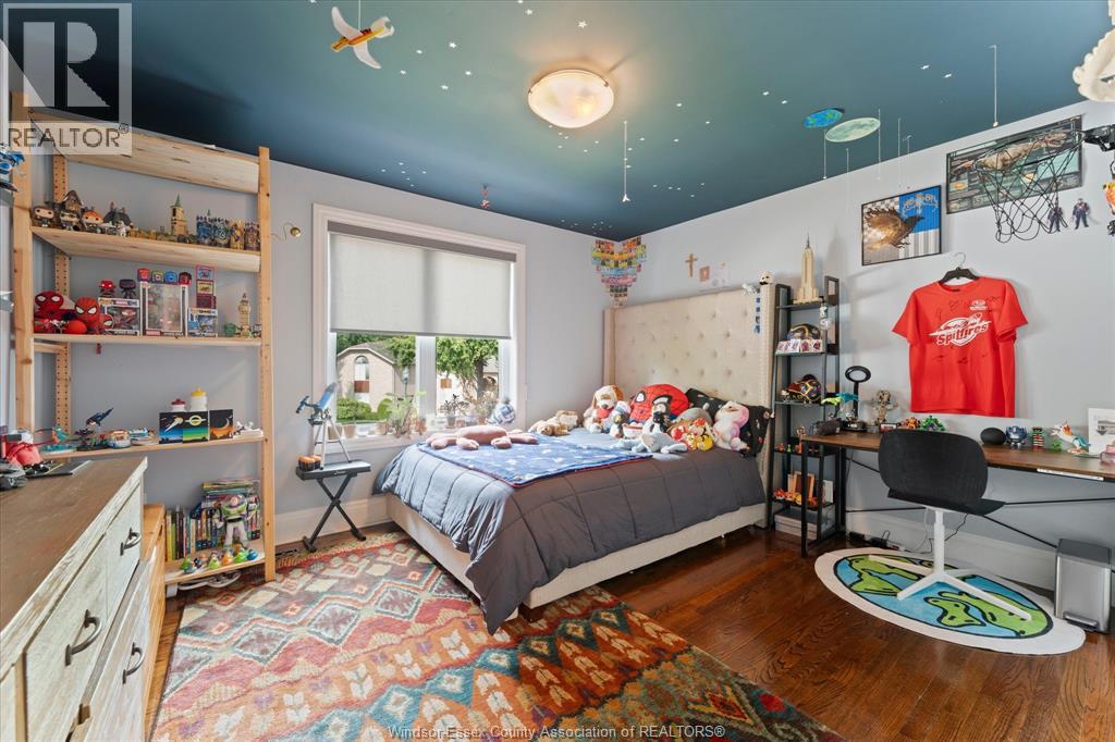 3460 HUNTINGTON AVENUE - 27