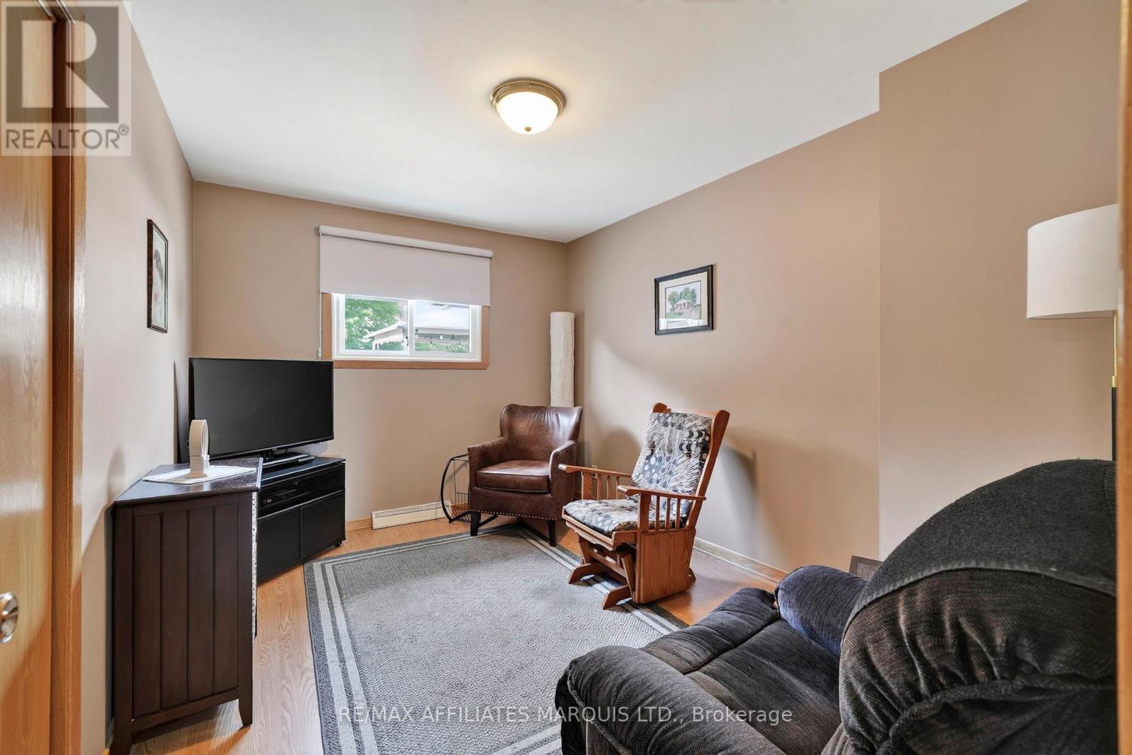 748 MONTCALM COURT - Image 18