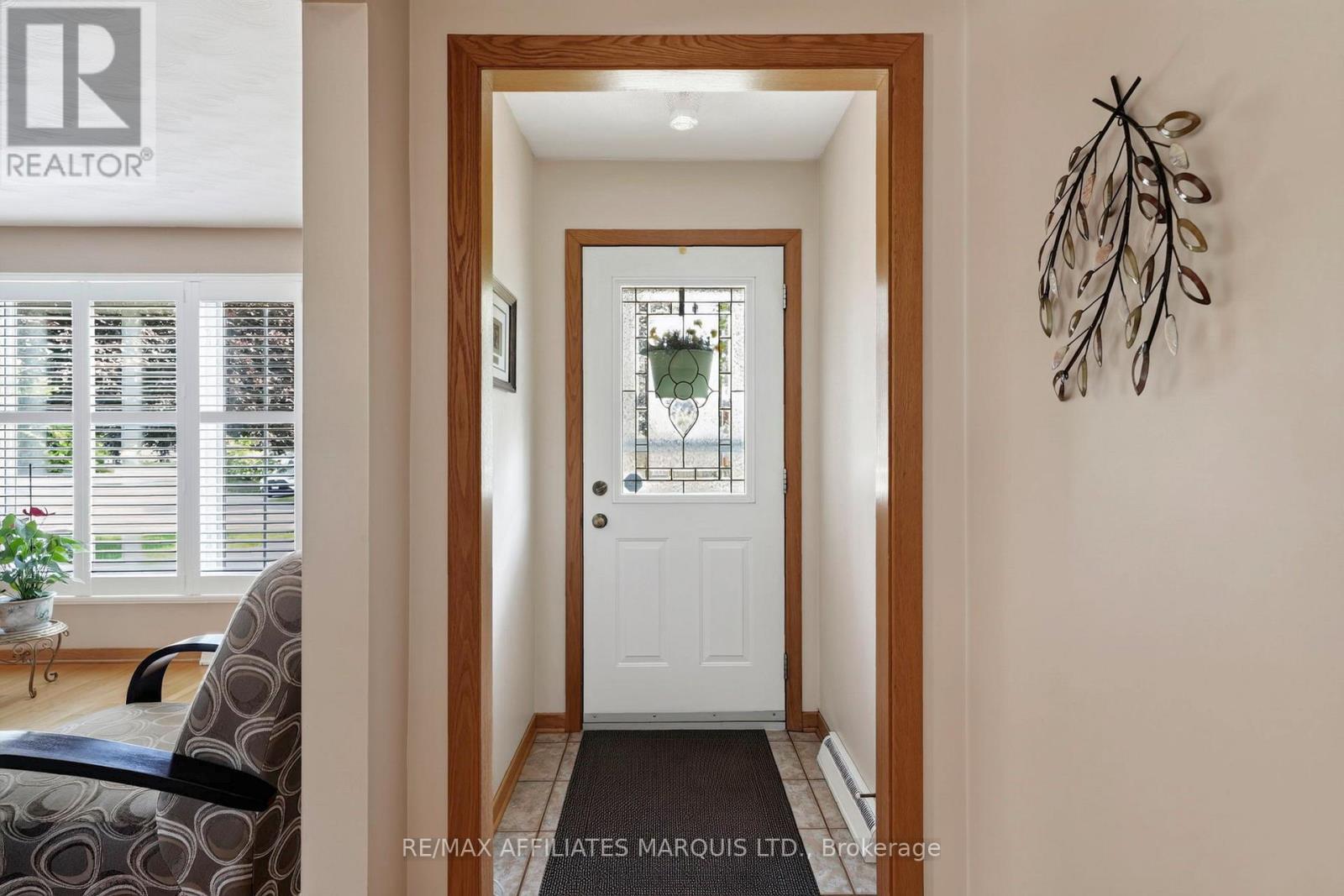 748 MONTCALM COURT - Image 5