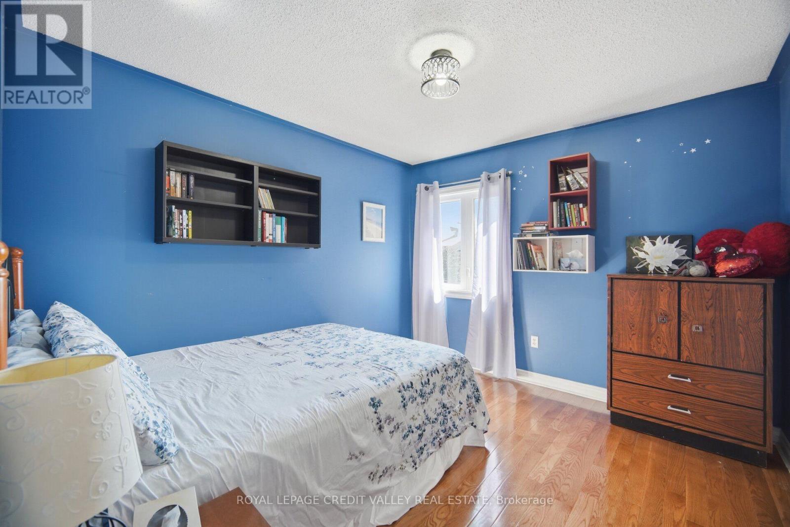 8 PRESSED BRICK DRIVE - 26