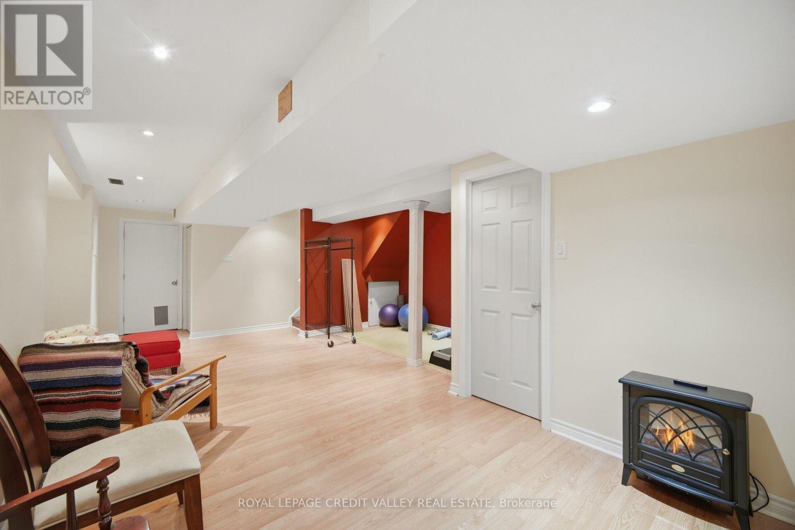 8 PRESSED BRICK DRIVE - 34