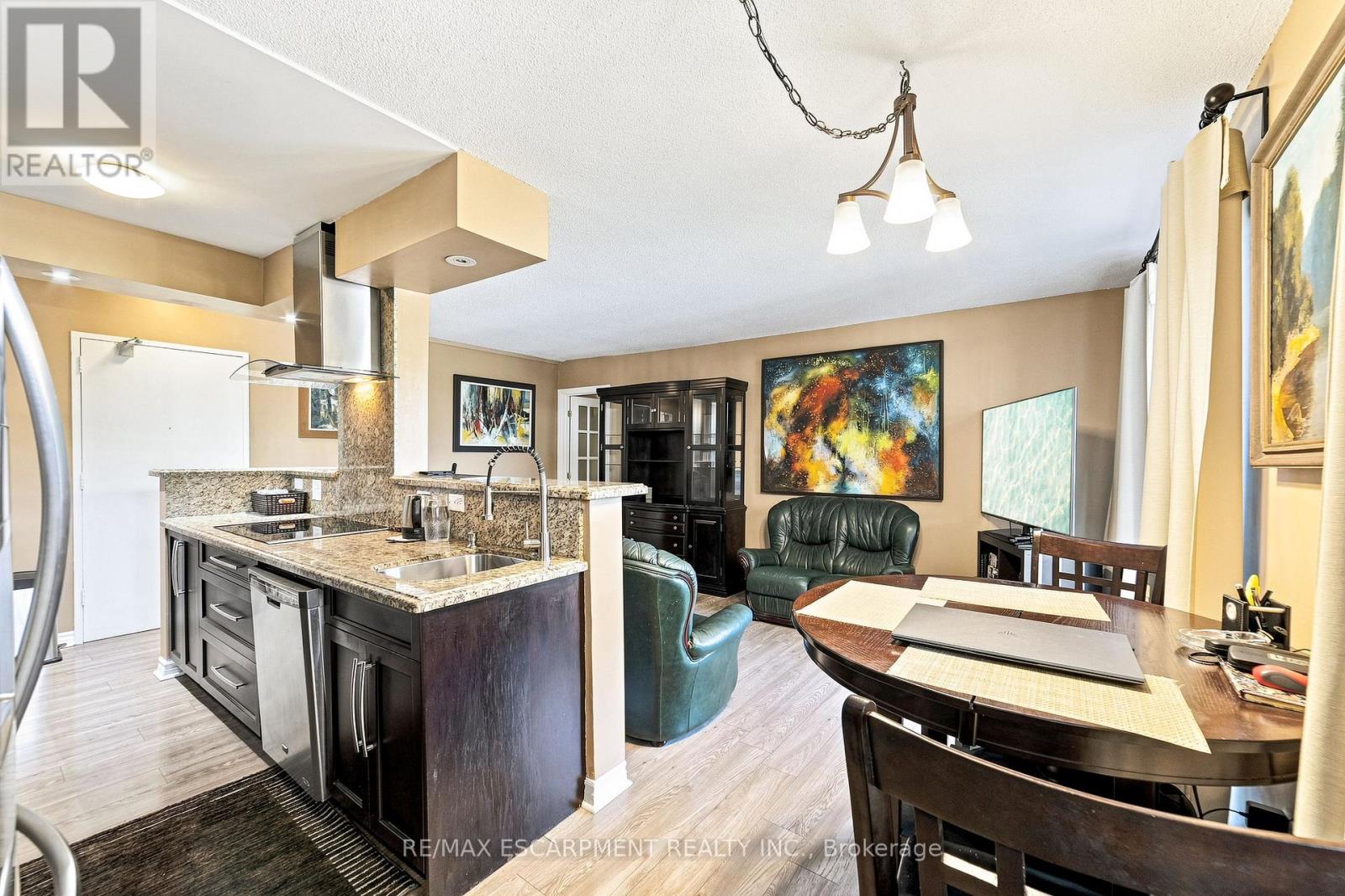 #202 851 QUEENSTON ROAD - 10