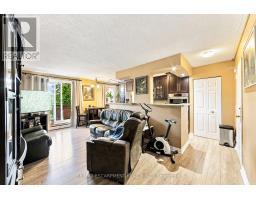 Bathroom - 202 - 851 Queenston Road, Hamilton, ON L8H4X5 Photo 6
