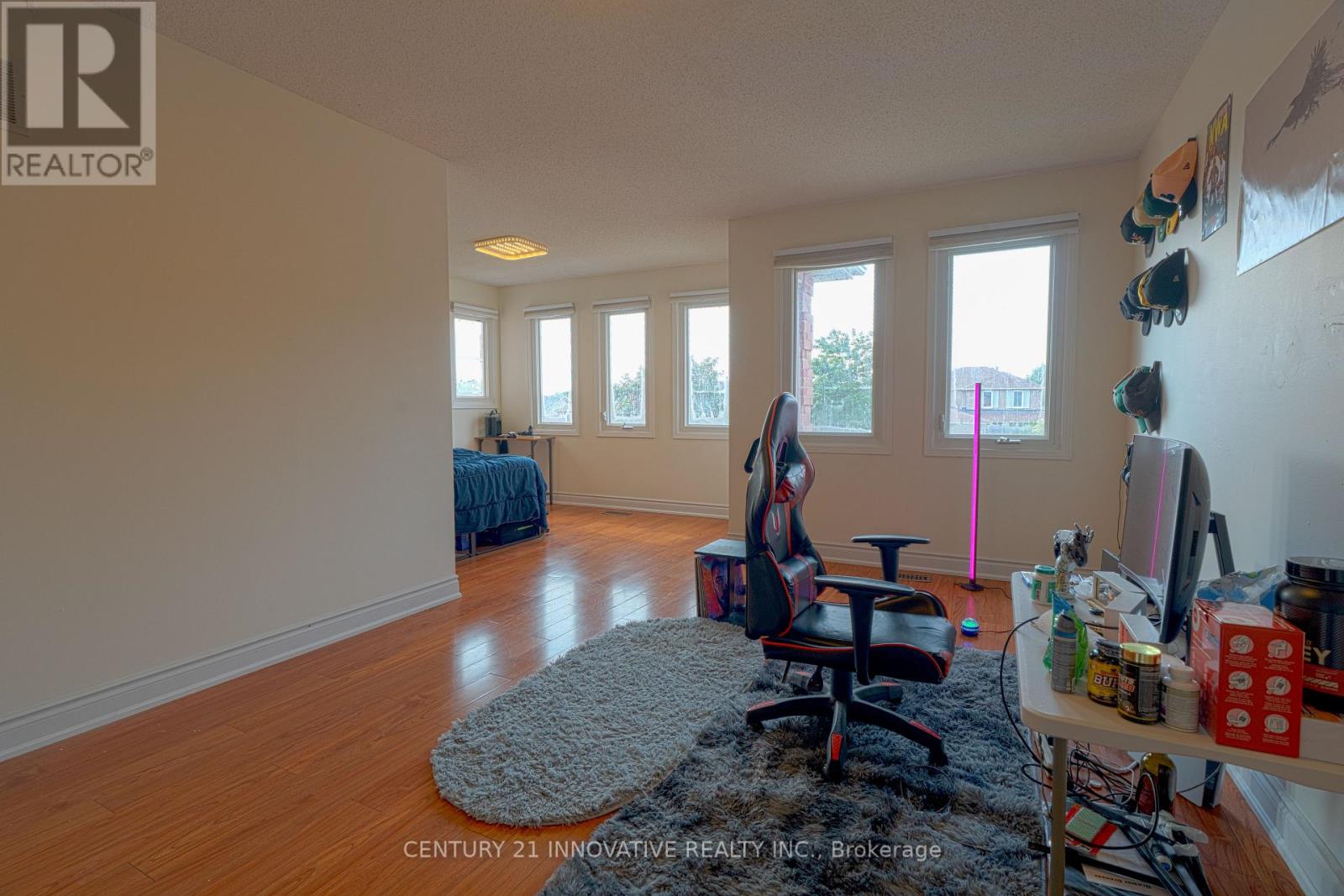 35 MAGILL DRIVE - 26