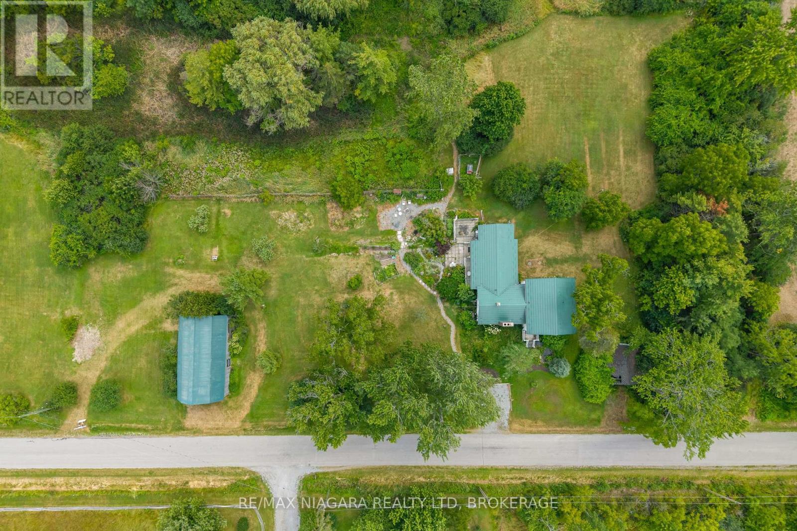 3847 BERTIE STREET - 44