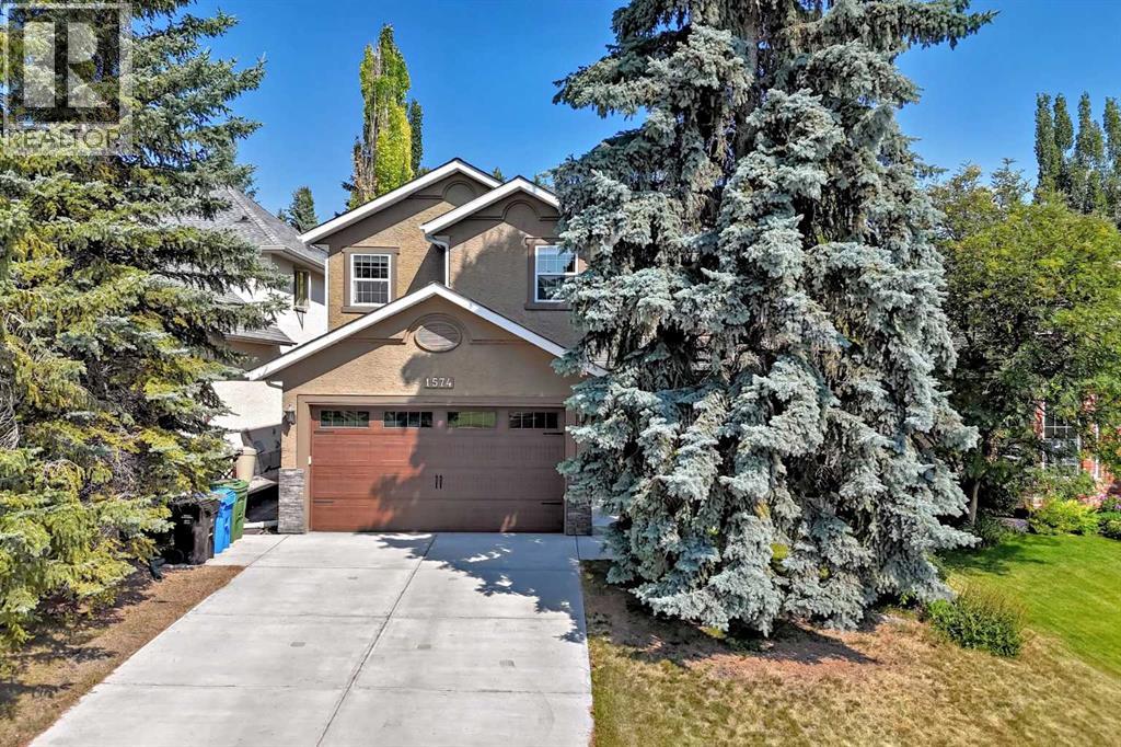 1574 Evergreen Drive SW, Evergreen, Calgary photo 1