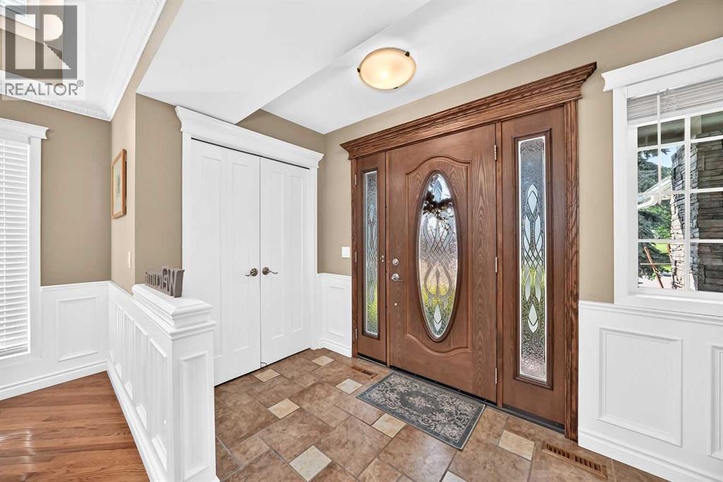 1574 Evergreen Drive SW, Evergreen, Calgary photo 3