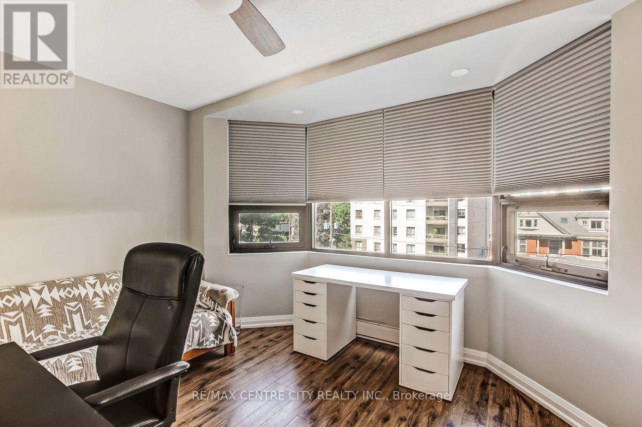 #302 549 RIDOUT STREET N - Image 18