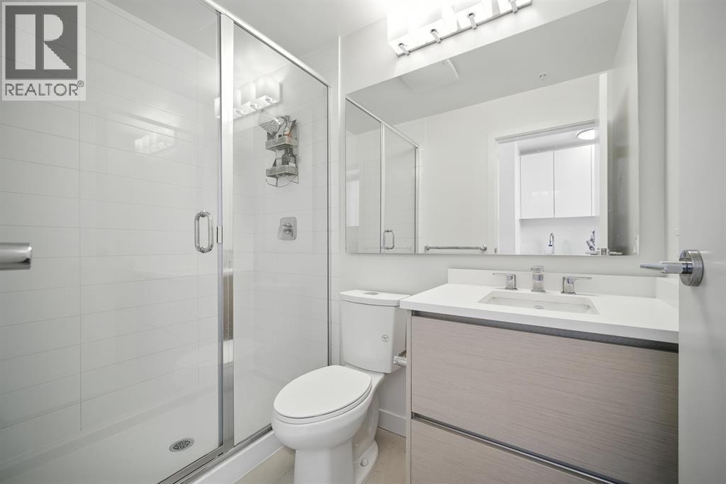 4xx 8850 UNIVERSITY CRESCENT, Burnaby
