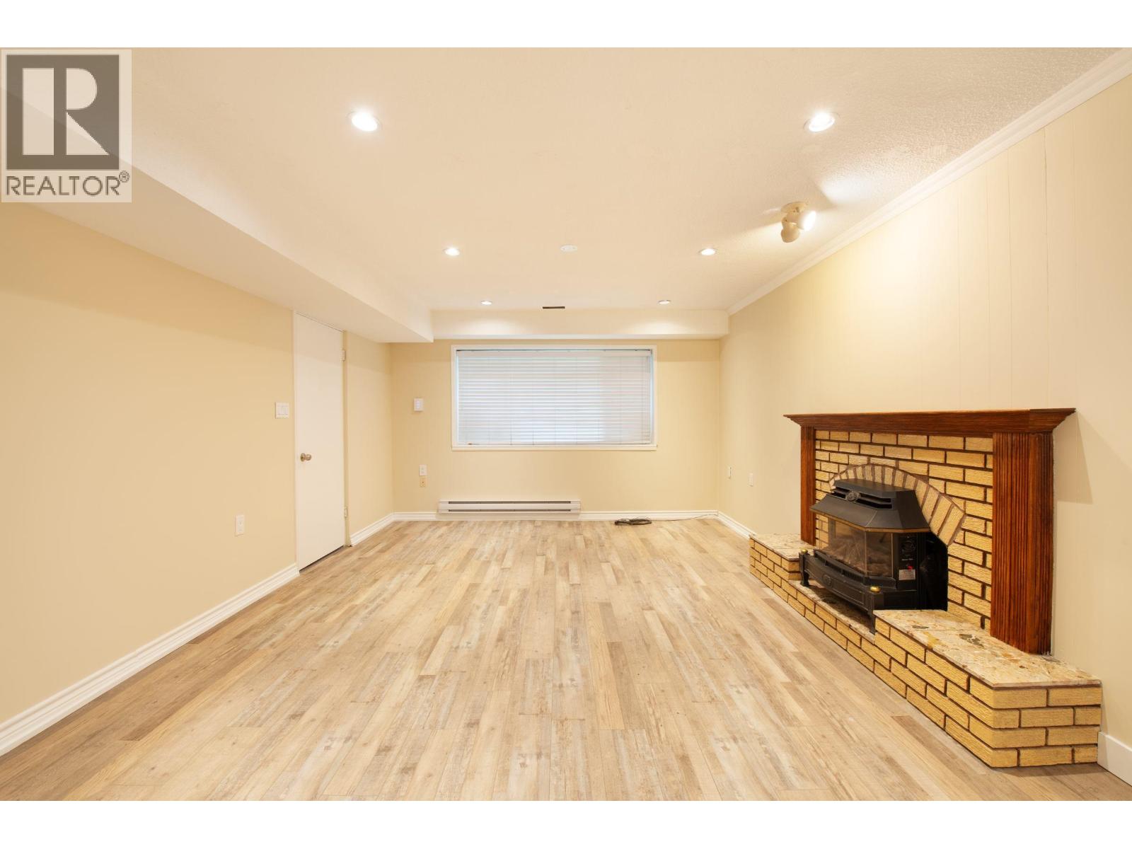 GROUND 4437 ATLEE AVENUE, Burnaby — photo 2