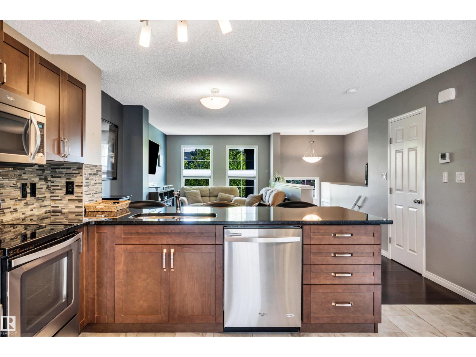 571 ORCHARDS BV SW - 18