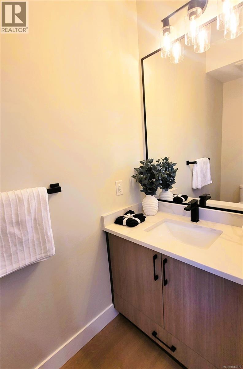  960 Snapdragon Court, Langford