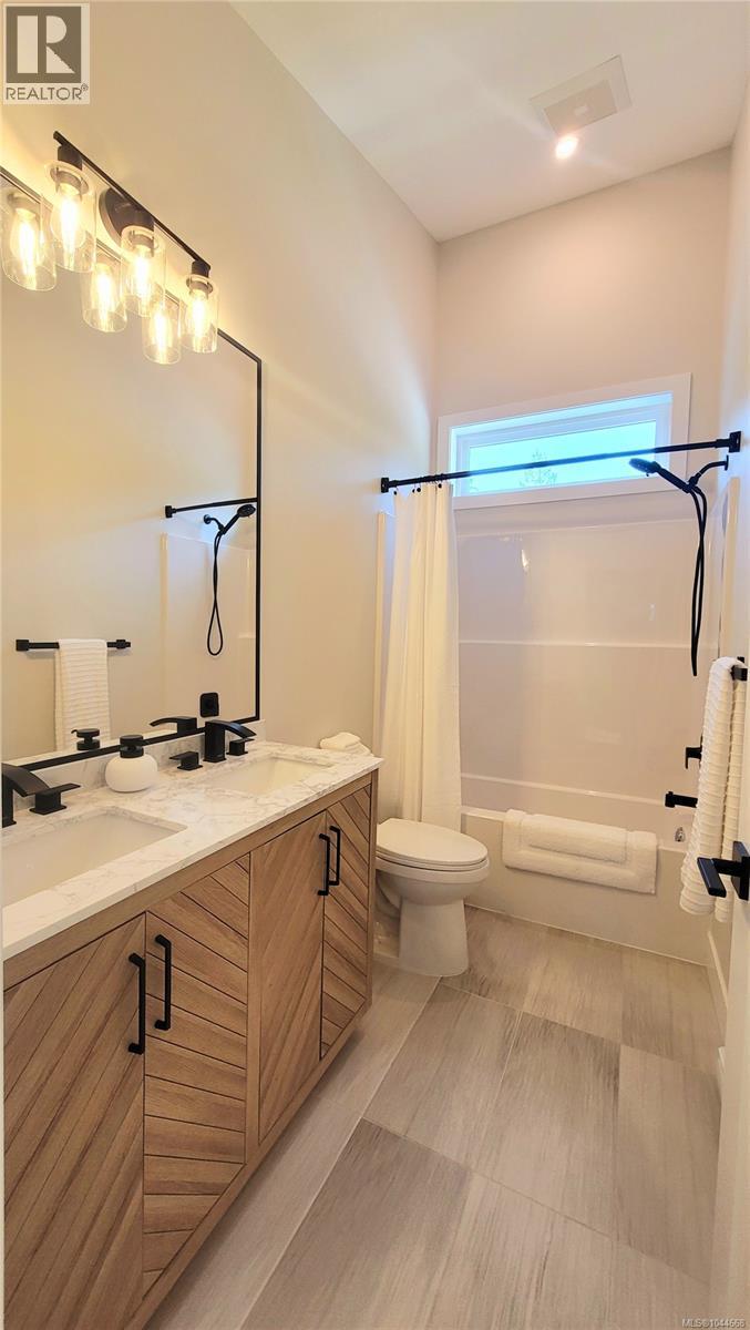  957 Snapdragon Court, Langford