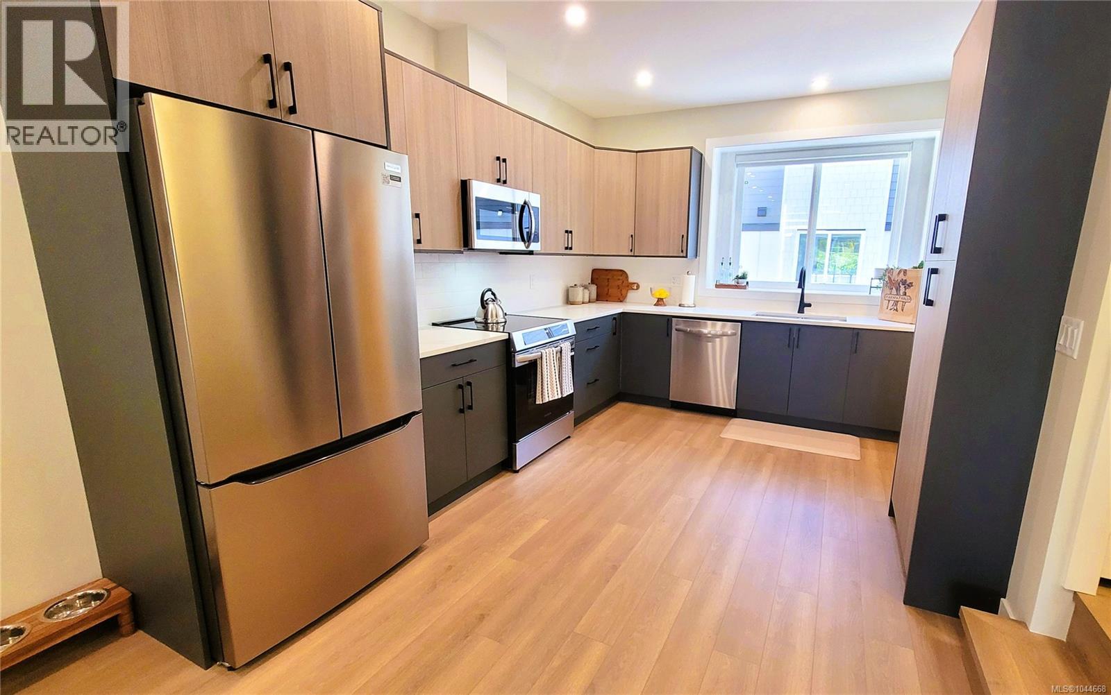  957 Snapdragon Court, Langford