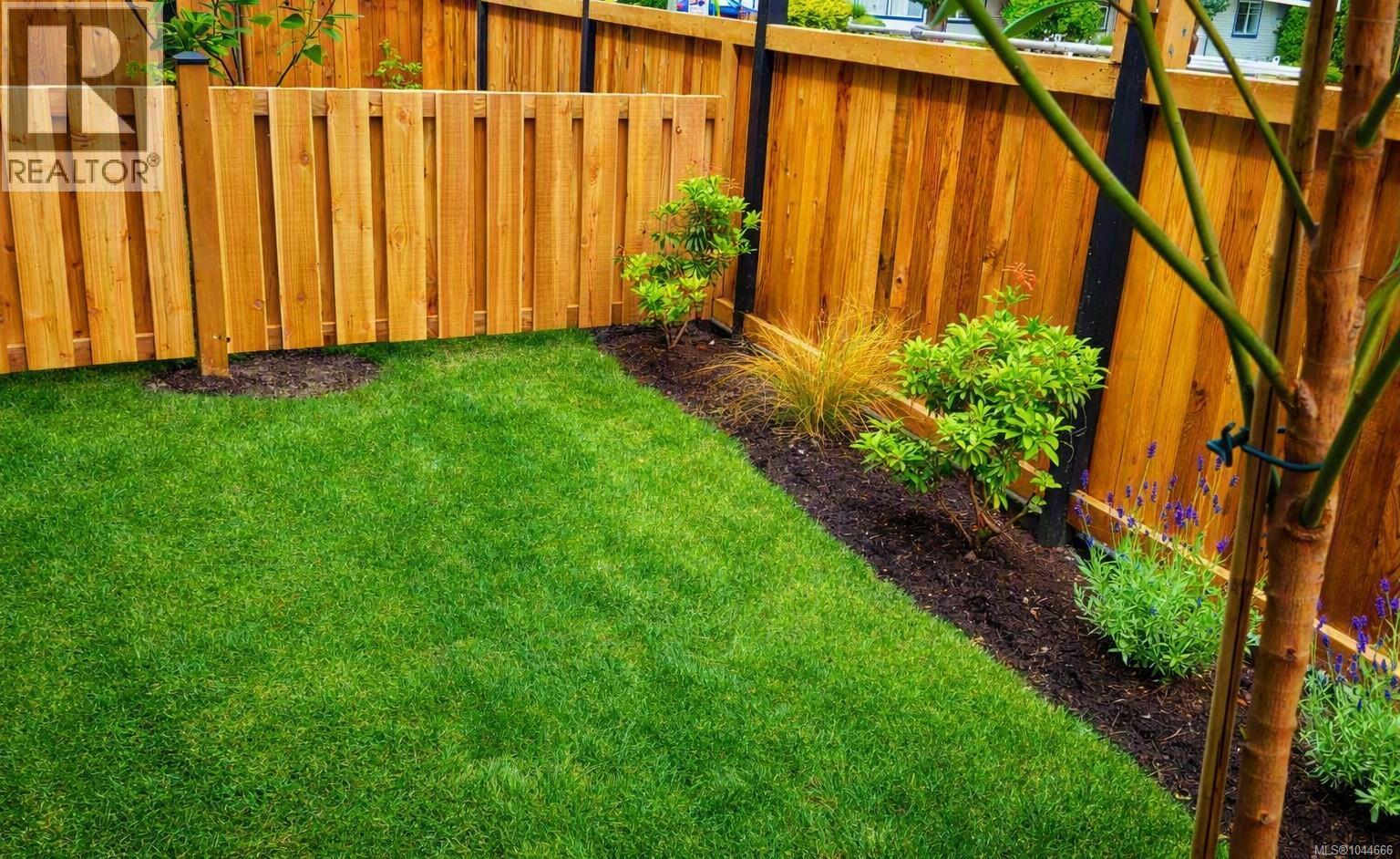 954 Snapdragon Court, Langford