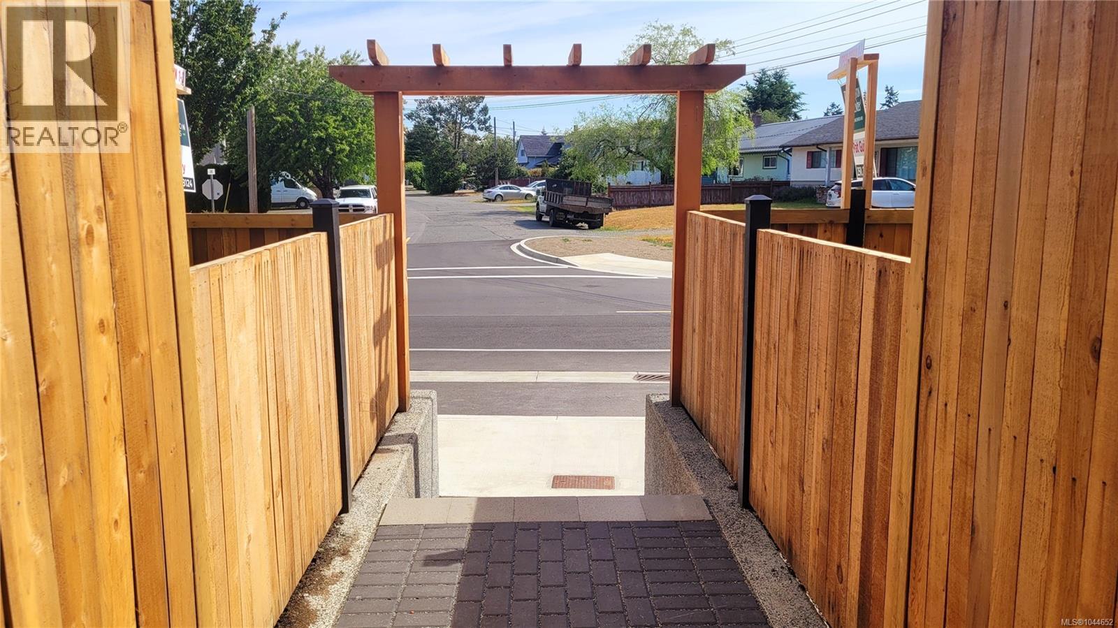  951 Snapdragon Court, Langford