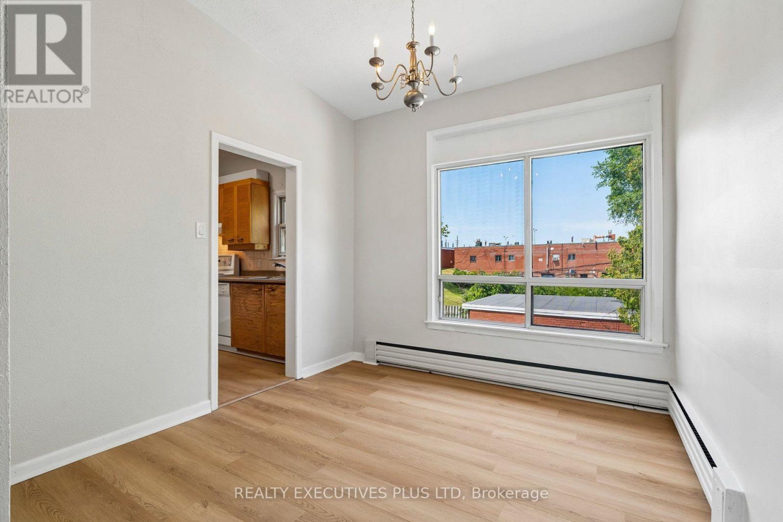 74 CALSTOCK DRIVE - 14