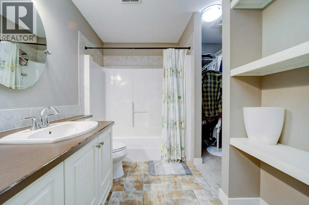 82 Keystone Terrace W - Image 22