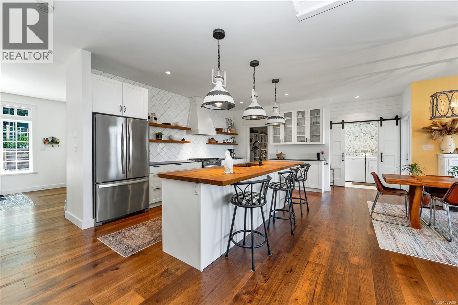 347 Collins Rd - Image 13