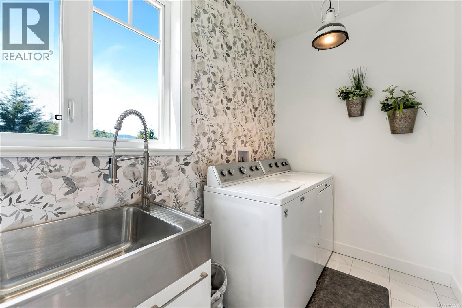 347 Collins Rd - 25