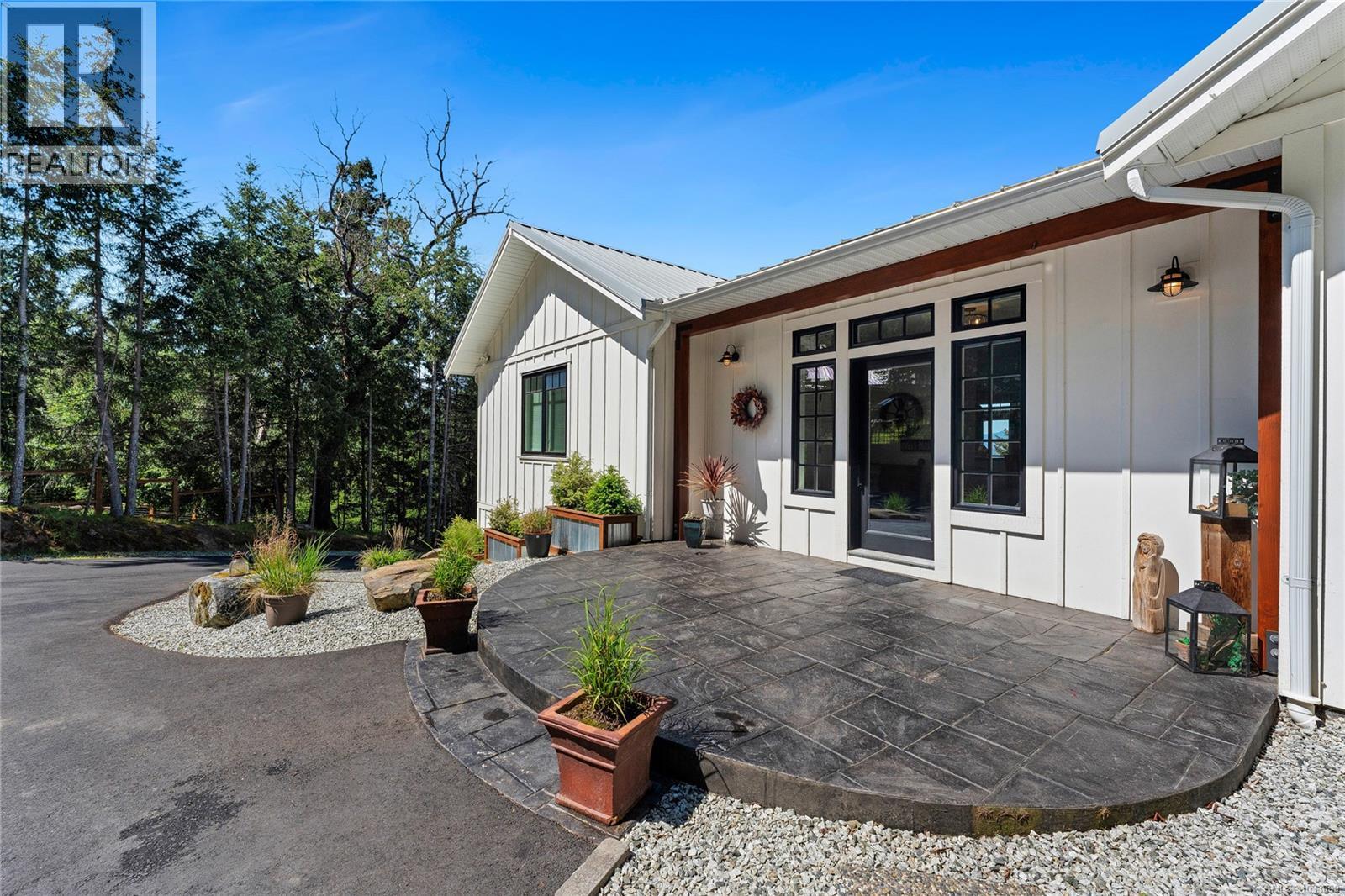 347 Collins Rd - Image 4