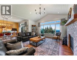 Dining room - 347 Collins Rd, Salt Spring, BC V8K2N1 Photo 8