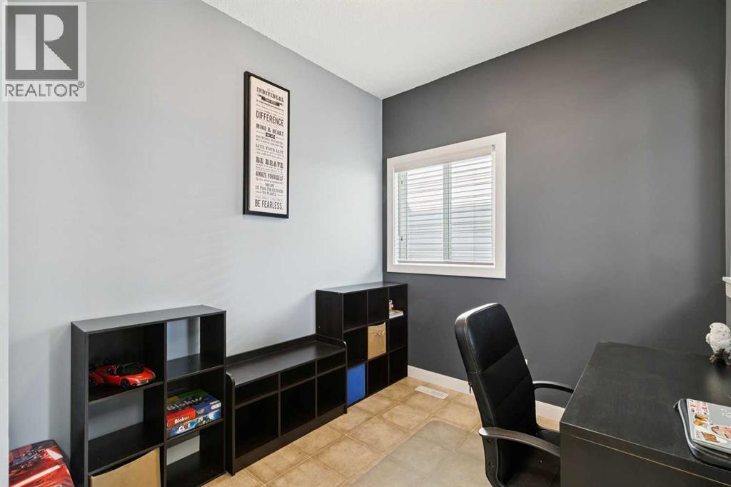105 Bridlerange Place SW, Bridlewood, Calgary photo 5