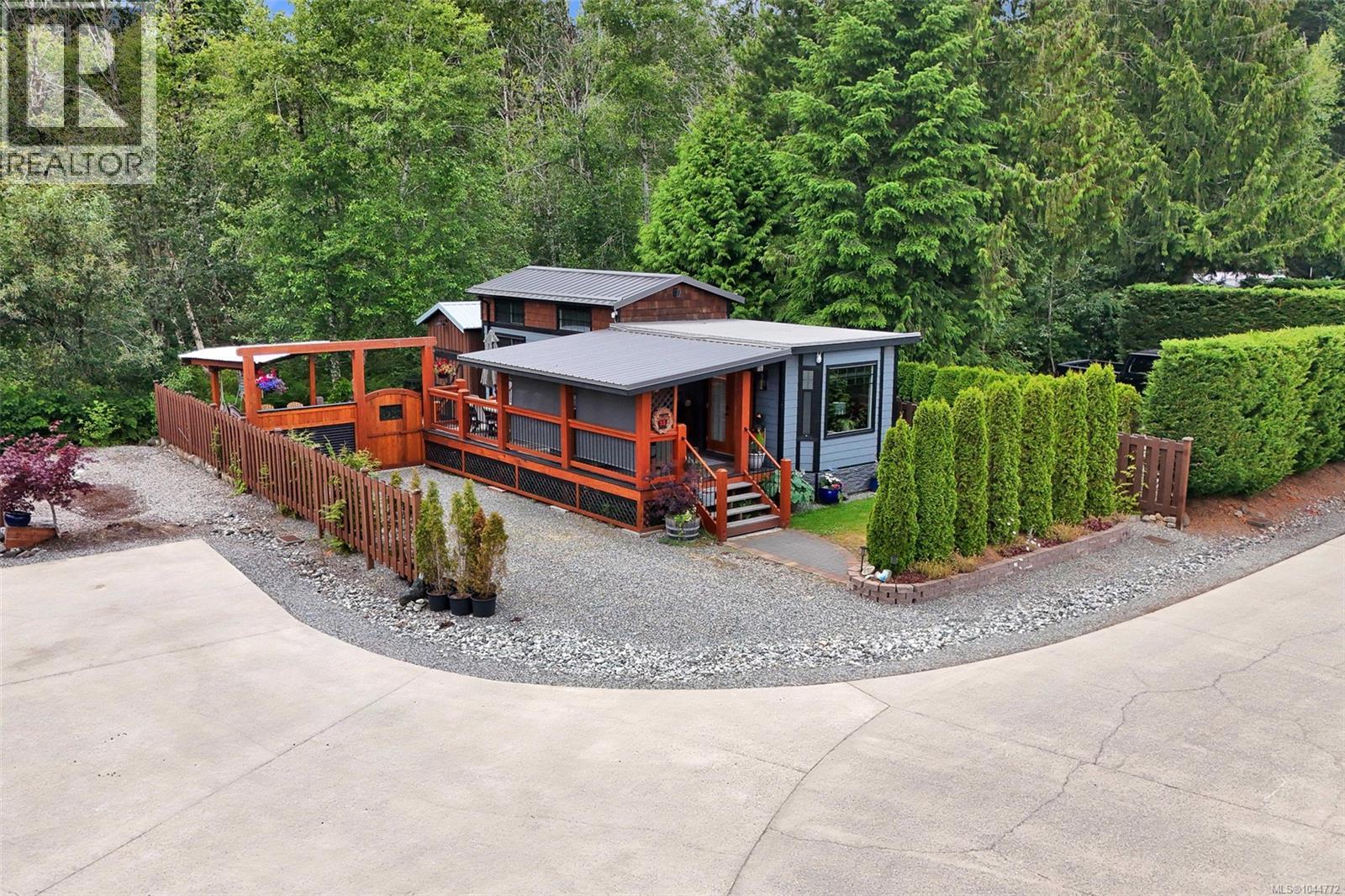 #32 10750 Central Lake Rd - 2
