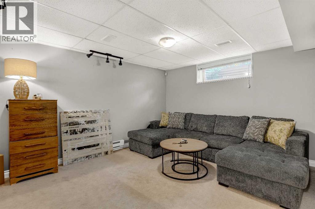 8002 114 Street - Image 26