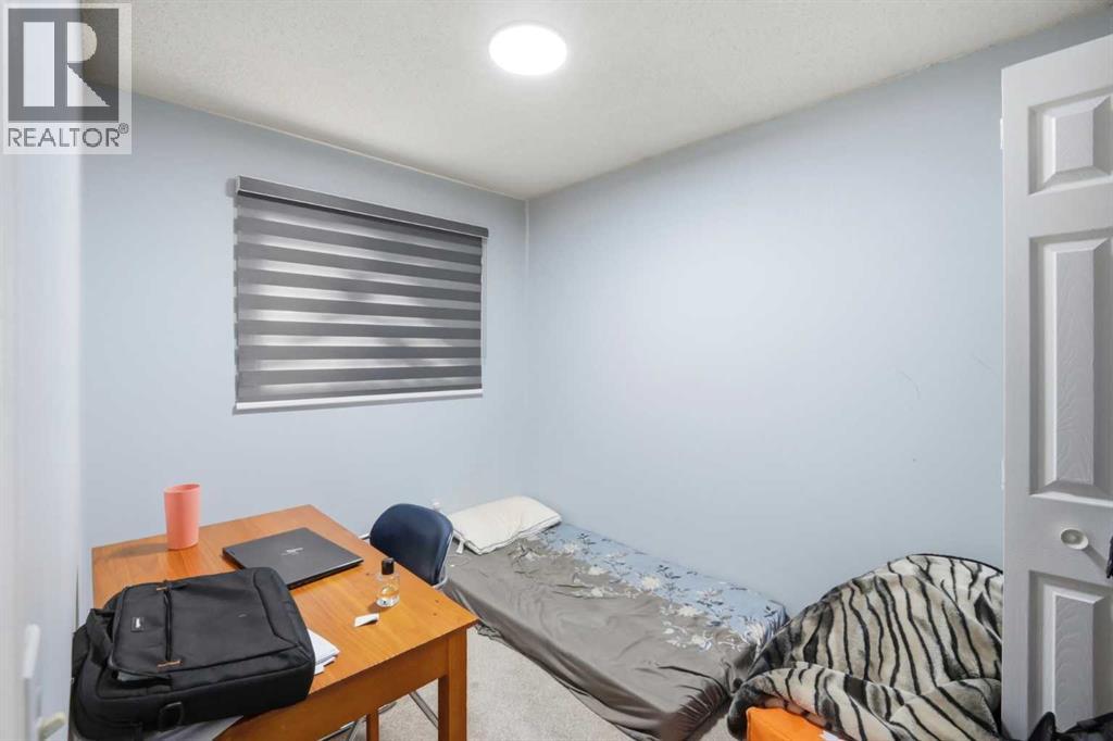 65 Falmere Way NE - 25