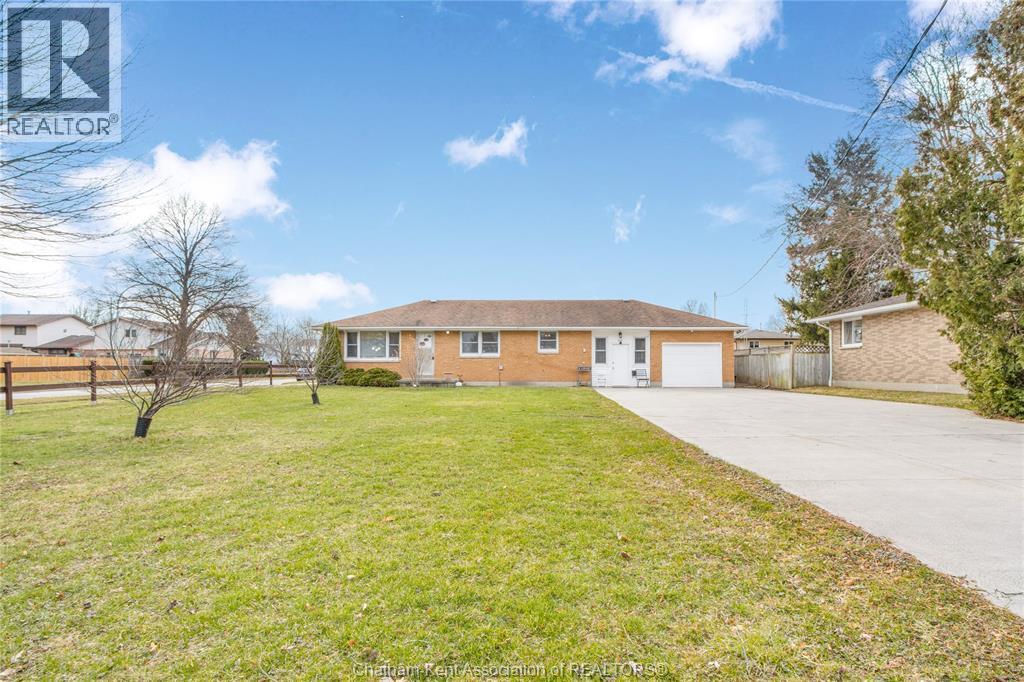 410 MCNAUGHTON AVENUE East - Image 3