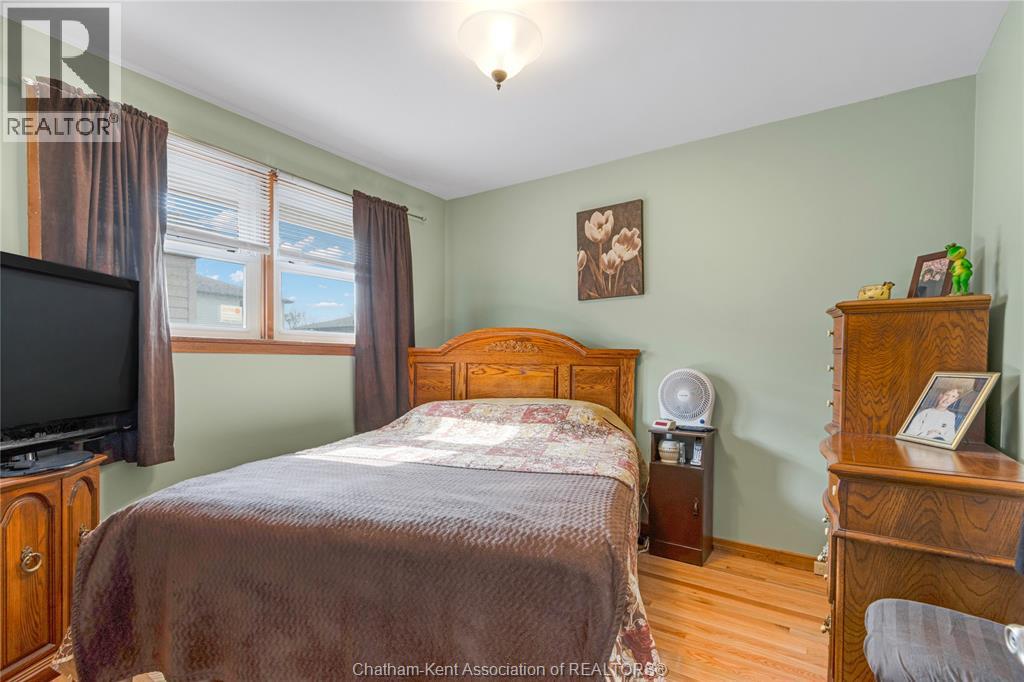410 MCNAUGHTON AVENUE East - 15