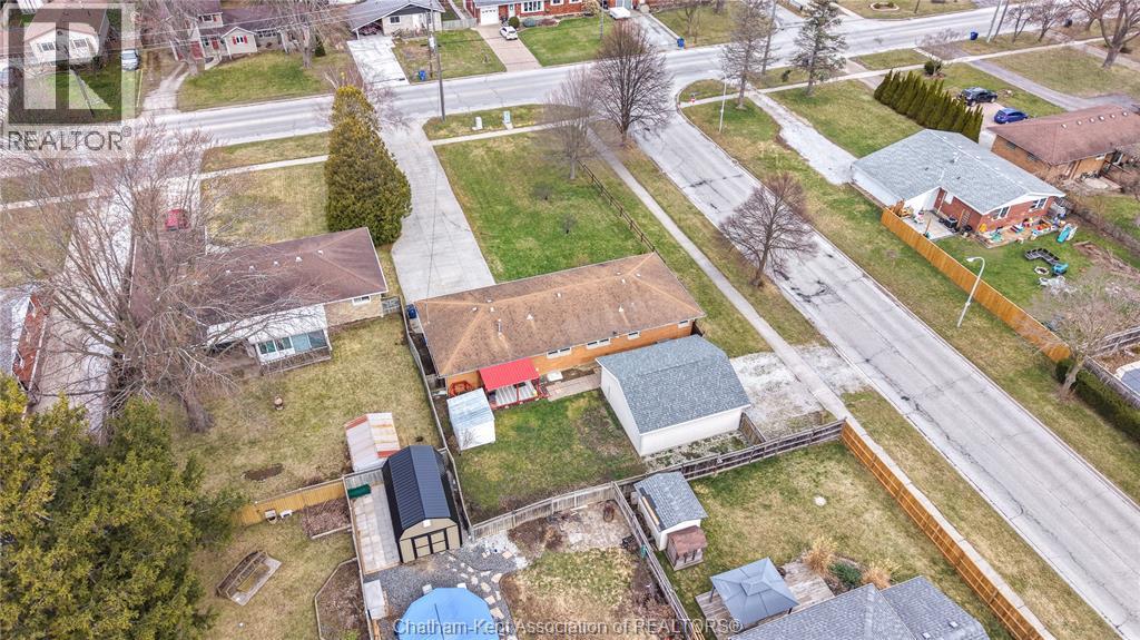 410 MCNAUGHTON AVENUE East - 36