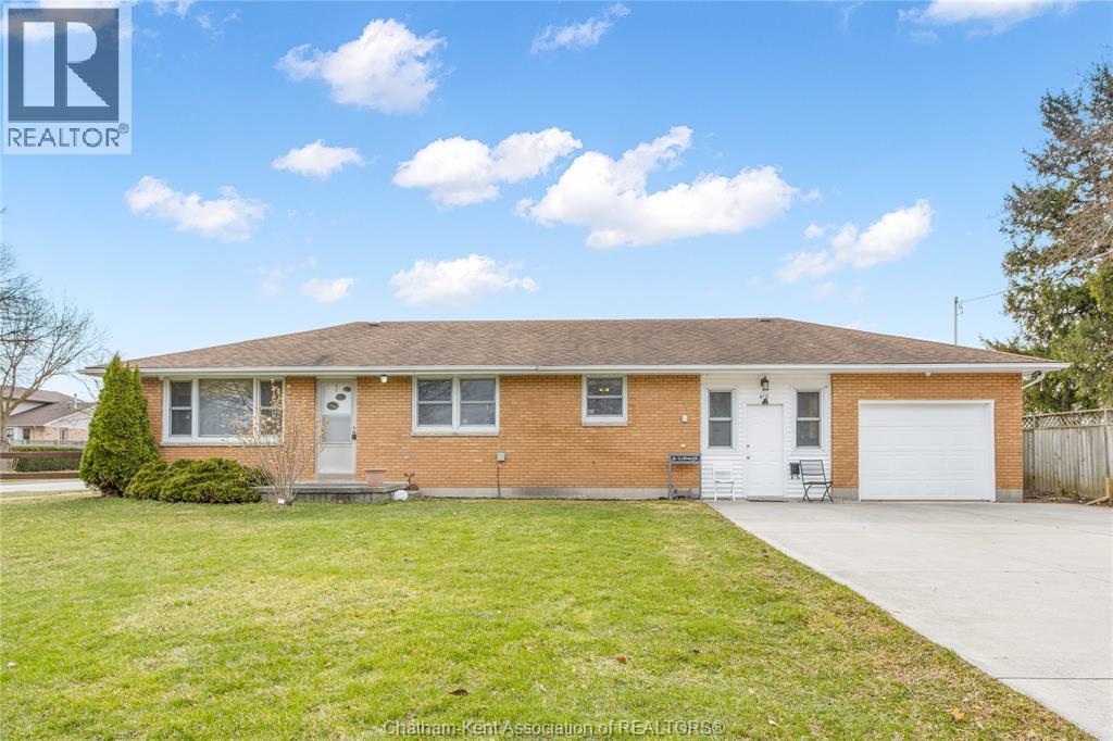 410 MCNAUGHTON AVENUE East - 1