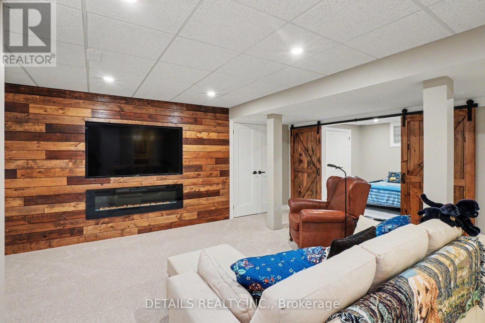 114 TEMPLETON COURT - Image 23
