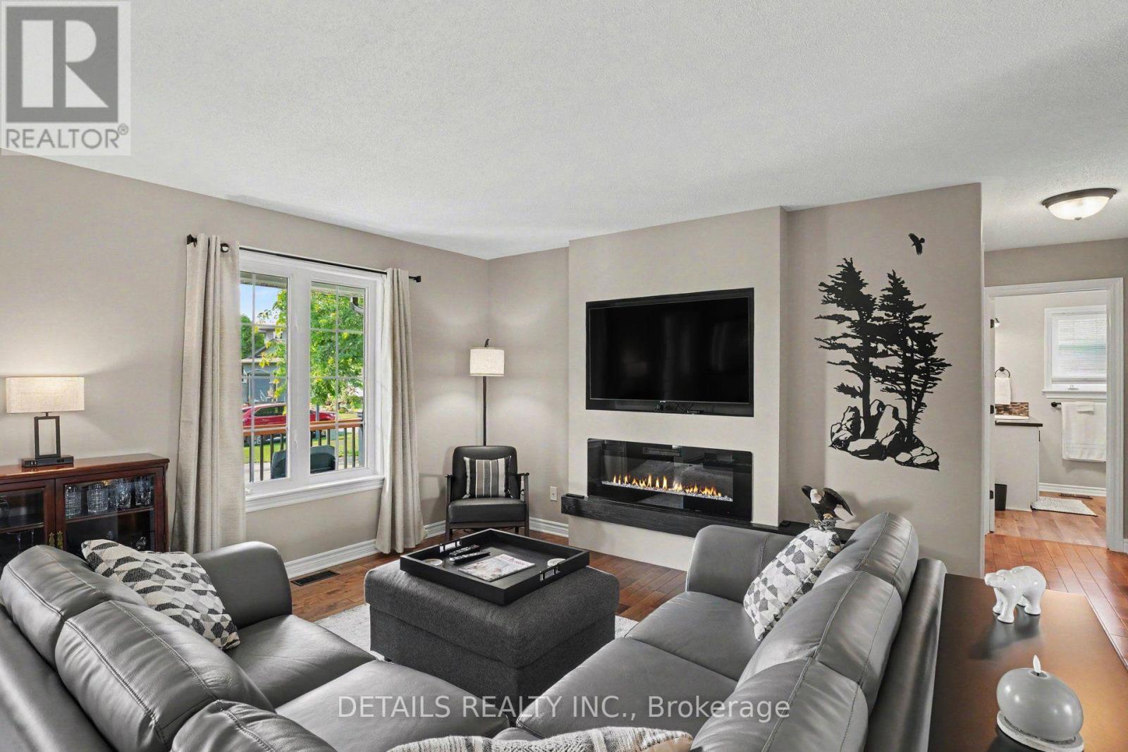 114 TEMPLETON COURT - Image 7