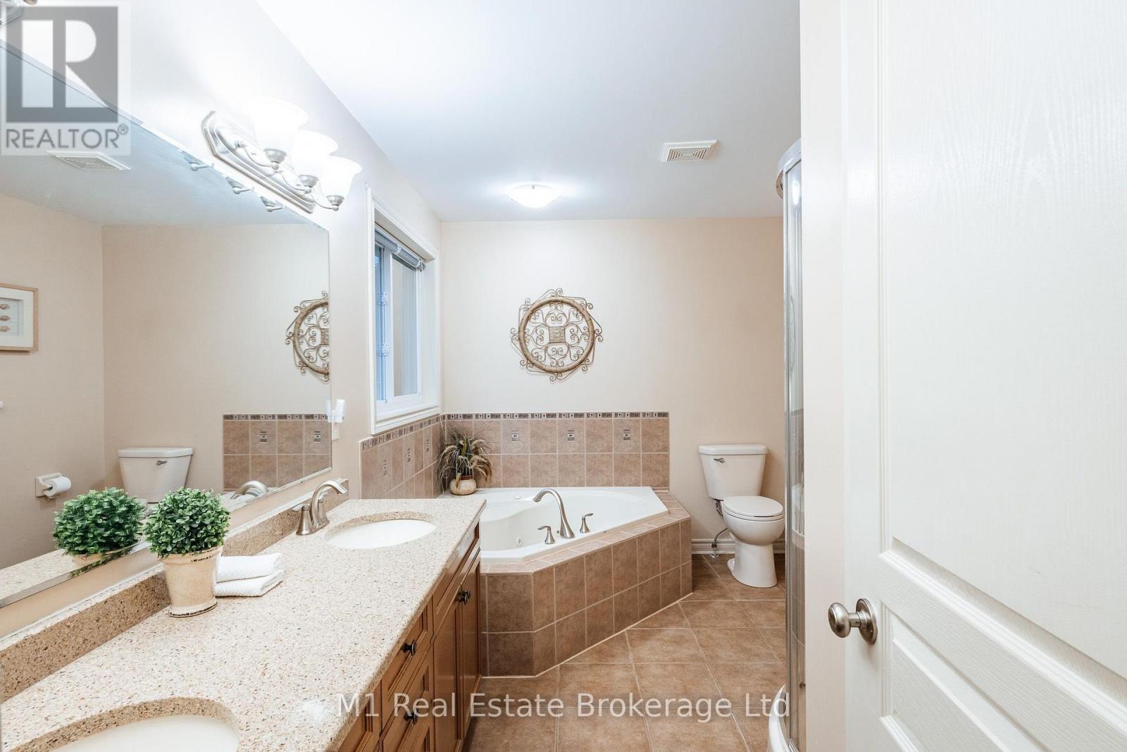 82 VAUGHAN STREET - Image 27