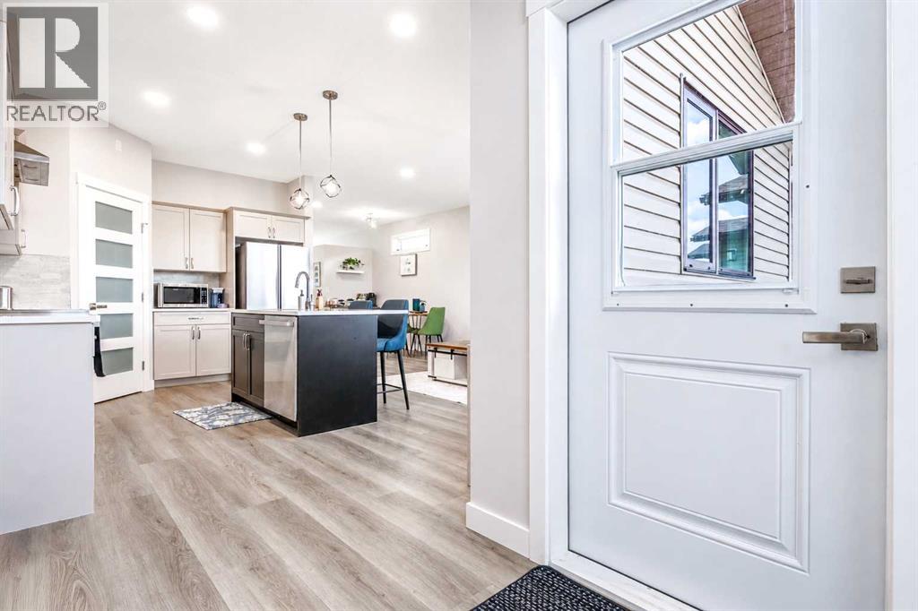 1614 2 Avenue E - 22