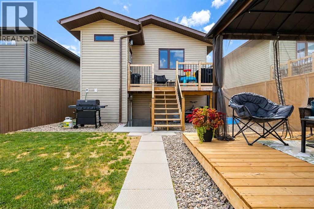 1614 2 Avenue E - 49
