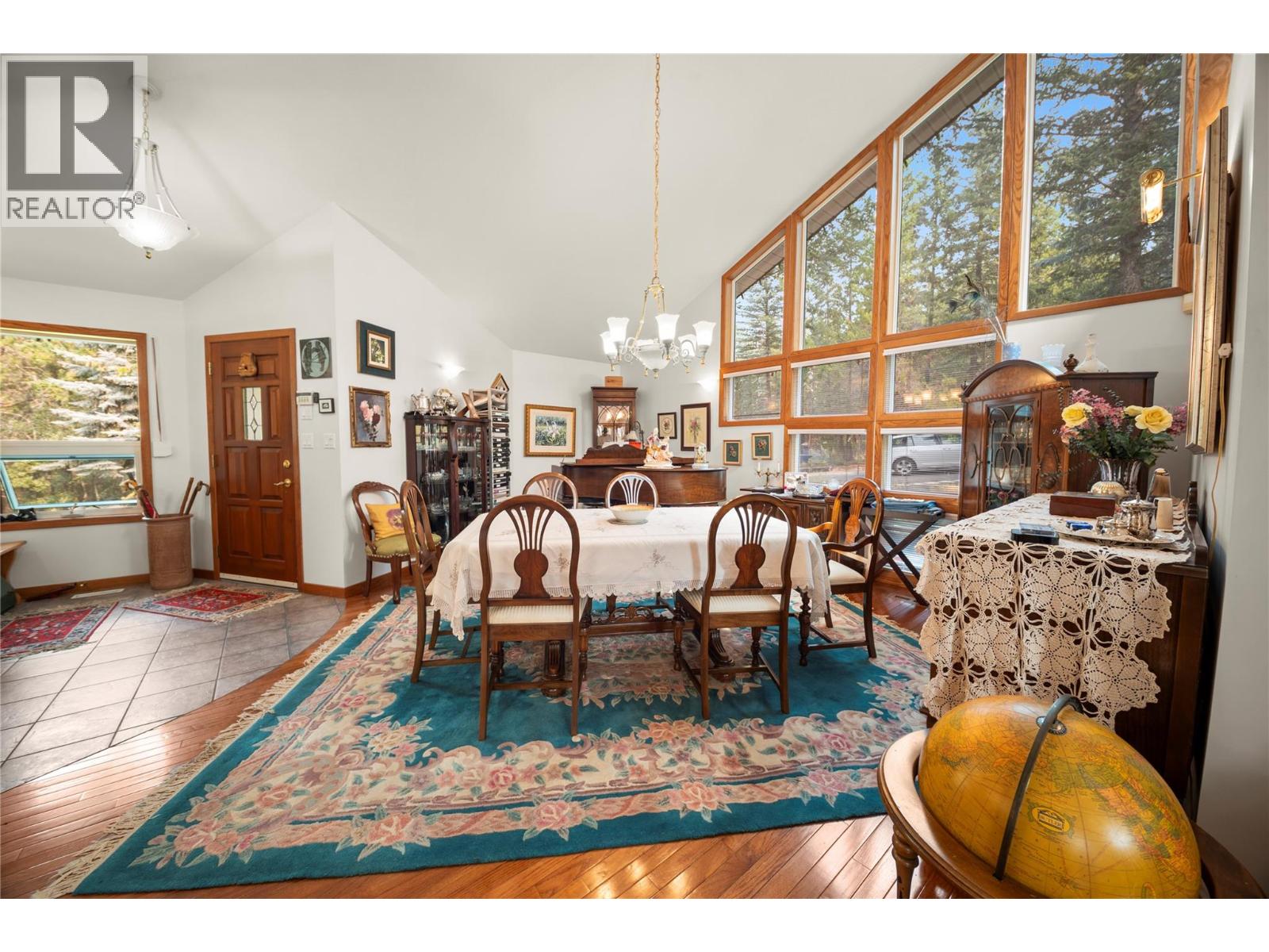 8038 McIntosh Loop Road - Image 17