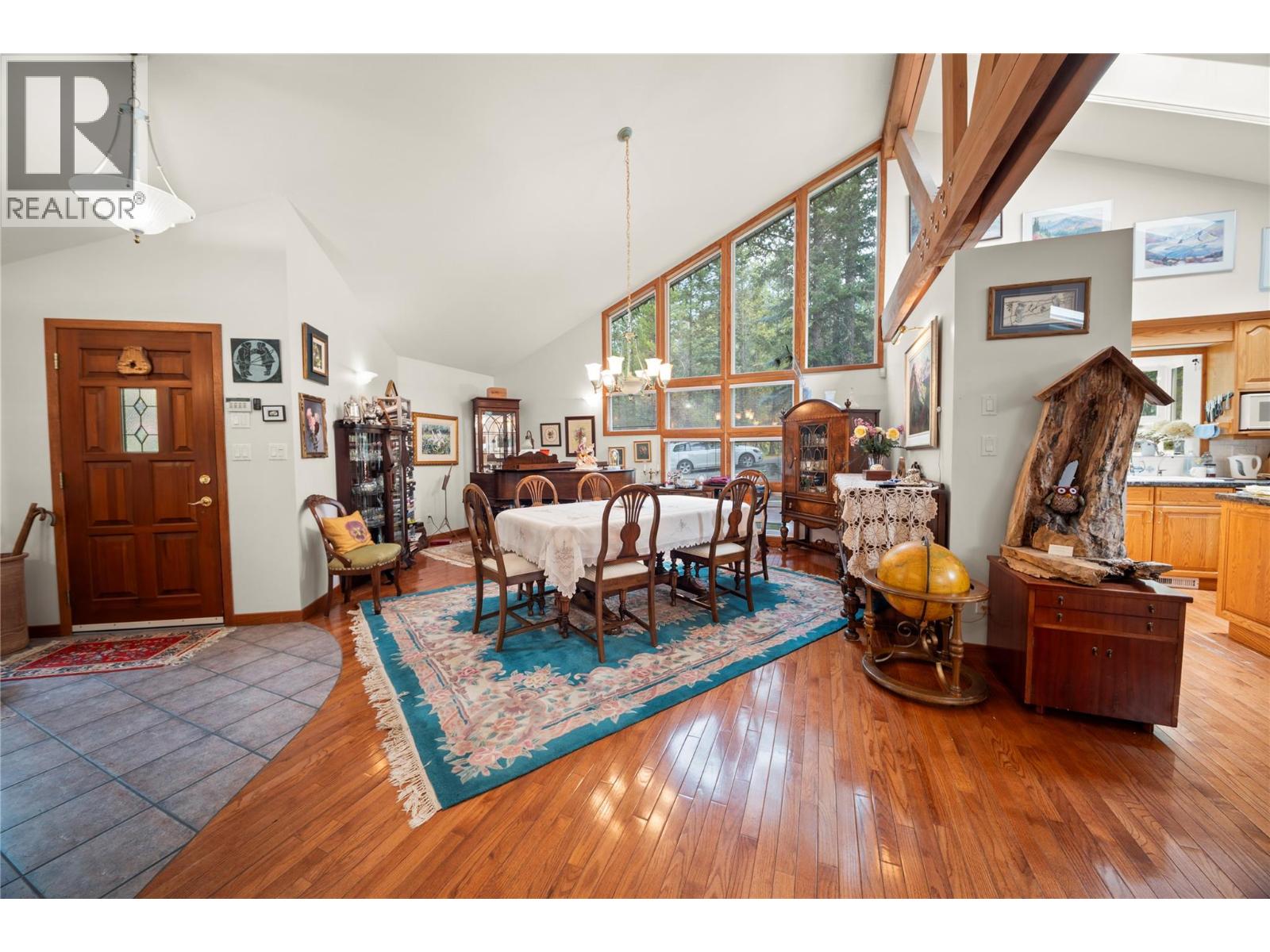 8038 McIntosh Loop Road - Image 15