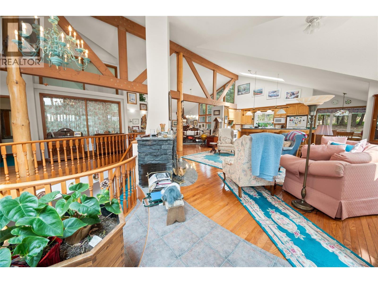 8038 McIntosh Loop Road - Image 19
