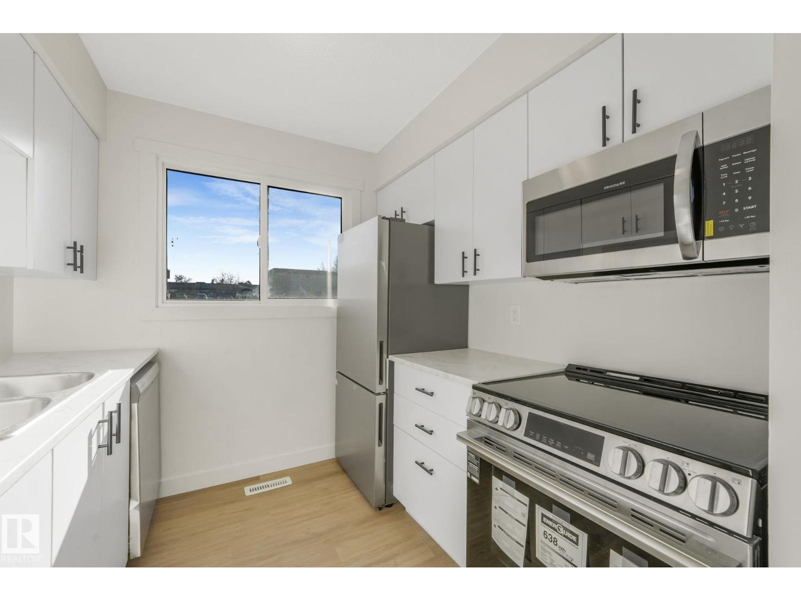 5833 RIVERBEND RD NW, Brander Gardens, Edmonton photo 4