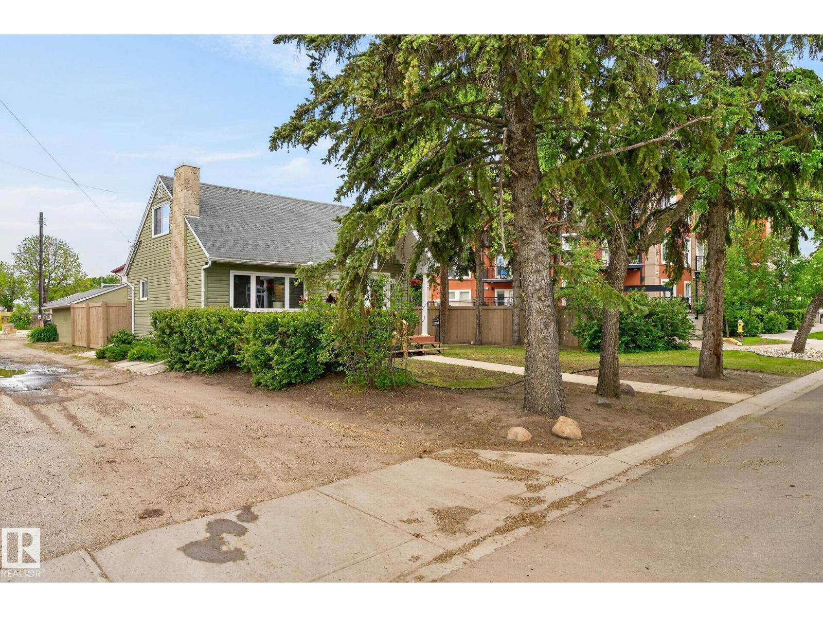 10108 144 ST NW - Image 42