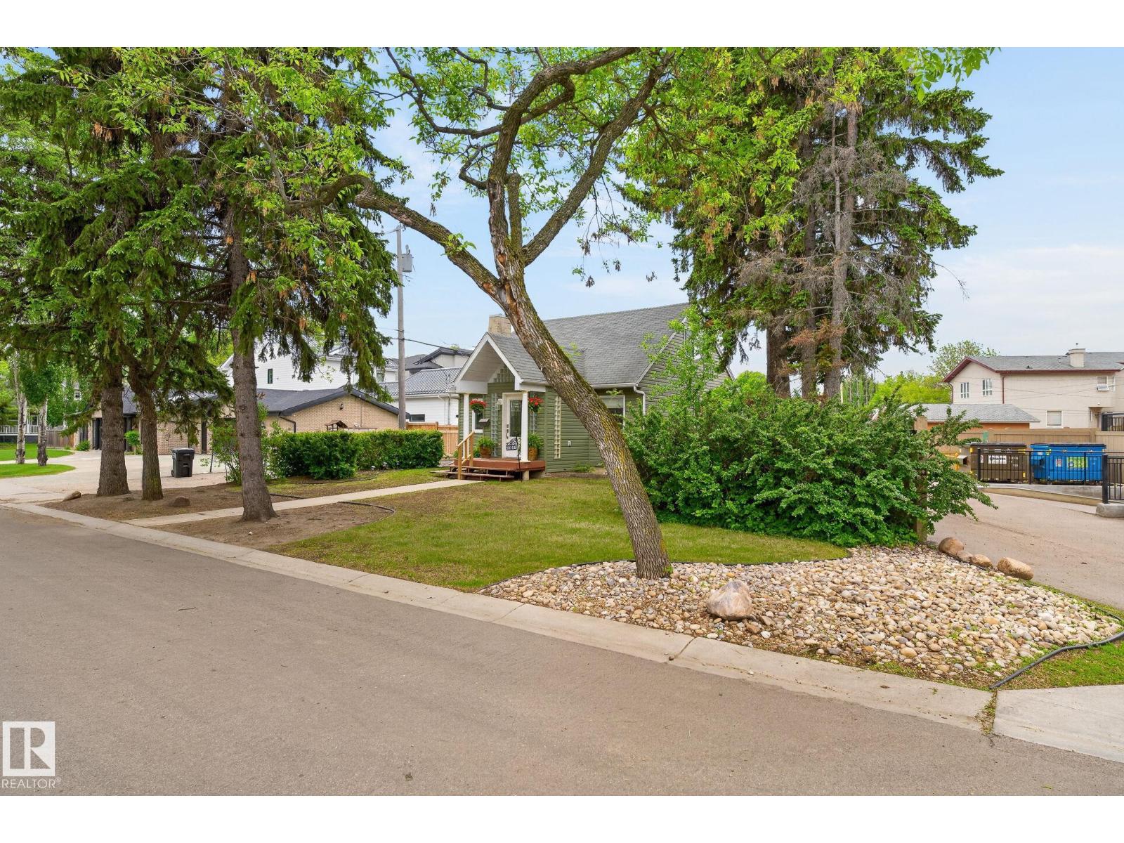10108 144 ST NW - 44