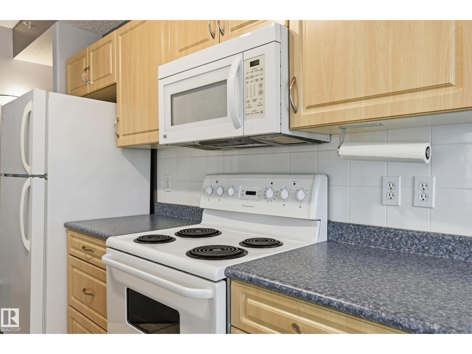 #203 11103 84 AV NW - Image 18