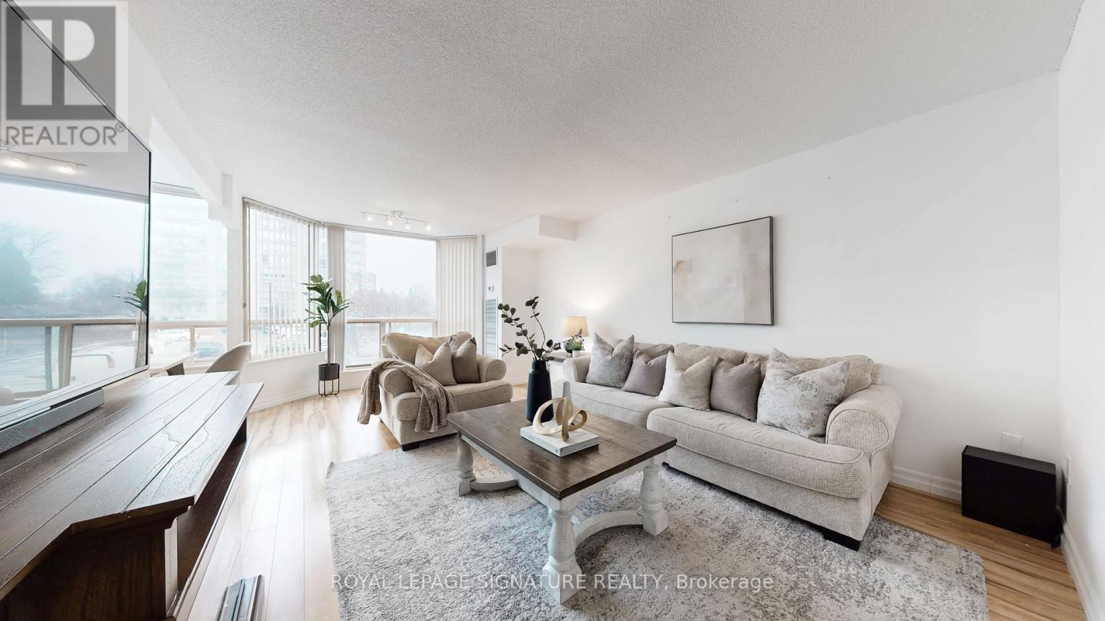 #212 175 CEDAR AVENUE - 9